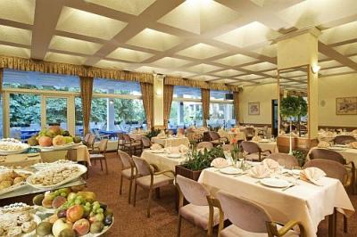 3 csillagos szálloda Pécsen - étterem a Danubius Hotel Pátriában - Hotel Pátria Pécs - 3 csillagos szálloda Pécsett akciós áron